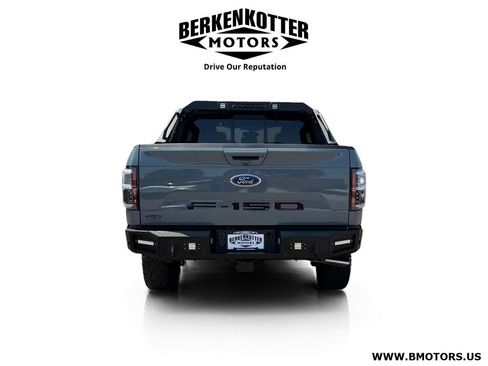 Used 2019 Ford F150 Lariat w/ Equipment Group 502A Luxury AWD/4WD image 4