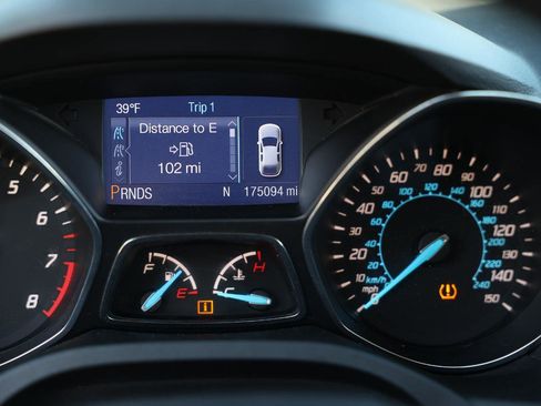 Used 2013 Ford Escape SE image 40