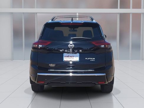 New 2026 Nissan Rogue Platinum w/ Platinum Premium Package image 6