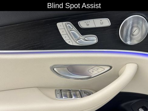 Used 2017 Mercedes-Benz E 300 image 13