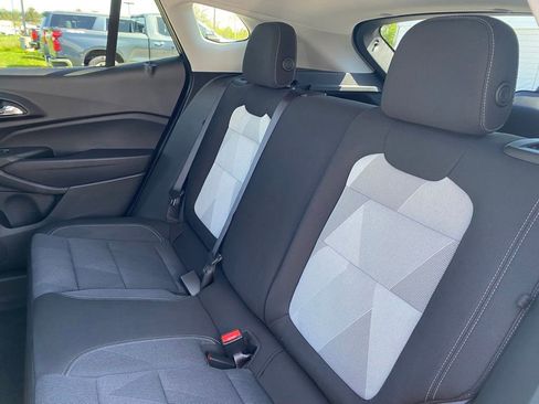 New 2026 Chevrolet Trax LS w/ LS Convenience Package FWD image 21