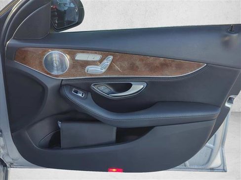 Used 2015 Mercedes-Benz C 300 4MATIC Sedan image 24