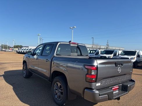 New 2026 Nissan Frontier SV image 2