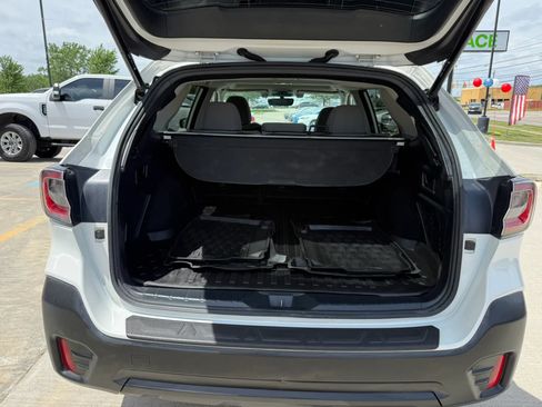 Used 2020 Subaru Outback Premium w/ Popular Package #1 AWD/4WD image 14