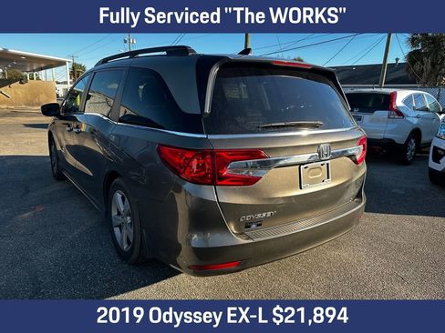 Used 2019 Honda Odyssey EX-L image 2