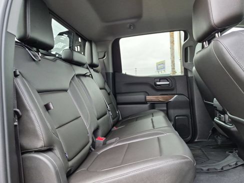 Used 2019 Chevrolet Silverado 1500 LT Trail Boss AWD/4WD image 26
