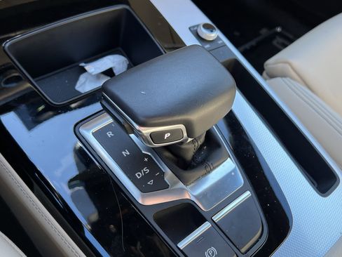 Used 2025 Audi Q5 Prestige image 26