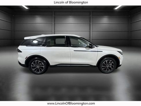 New 2026 Lincoln Nautilus Premier w/ Equipment Group 102A image 8