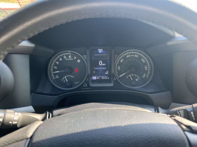 Used 2017 Toyota Tacoma TRD Off-Road w/ Tow Package AWD/4WD image 27