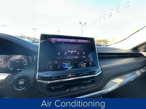 Used 2022 Jeep Compass Trailhawk w/ Trailhawk Elite Group image 37