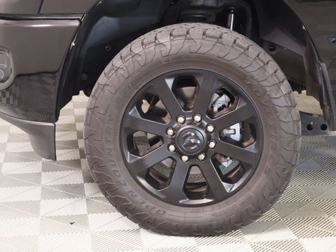 Used 2022 RAM 2500 Big Horn w/ Night Edition AWD/4WD image 18