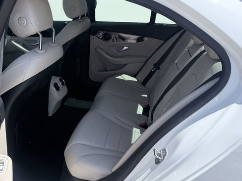 Used 2018 Mercedes-Benz C 300 Sedan image 29