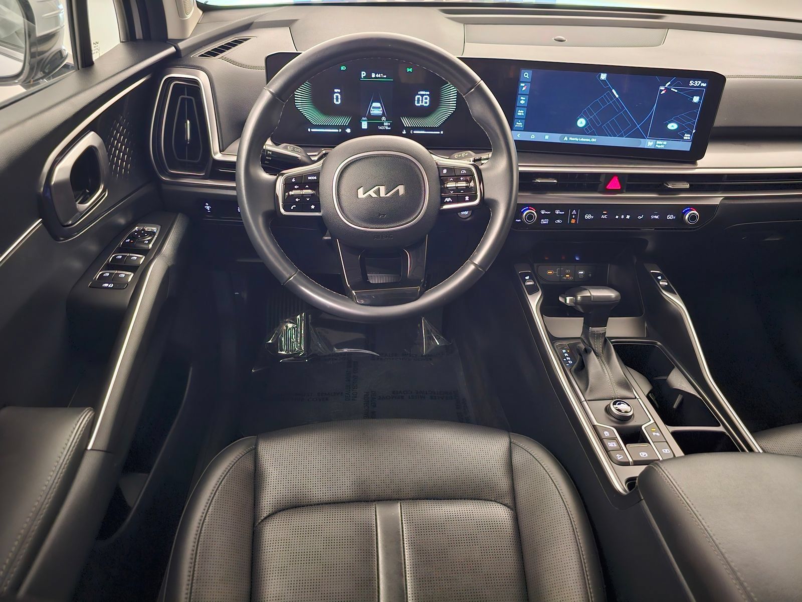 Used 2024 Kia Sorento S w/ Panoramic Sunroof Package FWD image 9