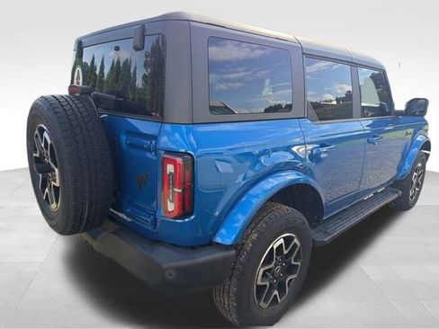 Used 2022 Ford Bronco Outer Banks AWD/4WD image 3