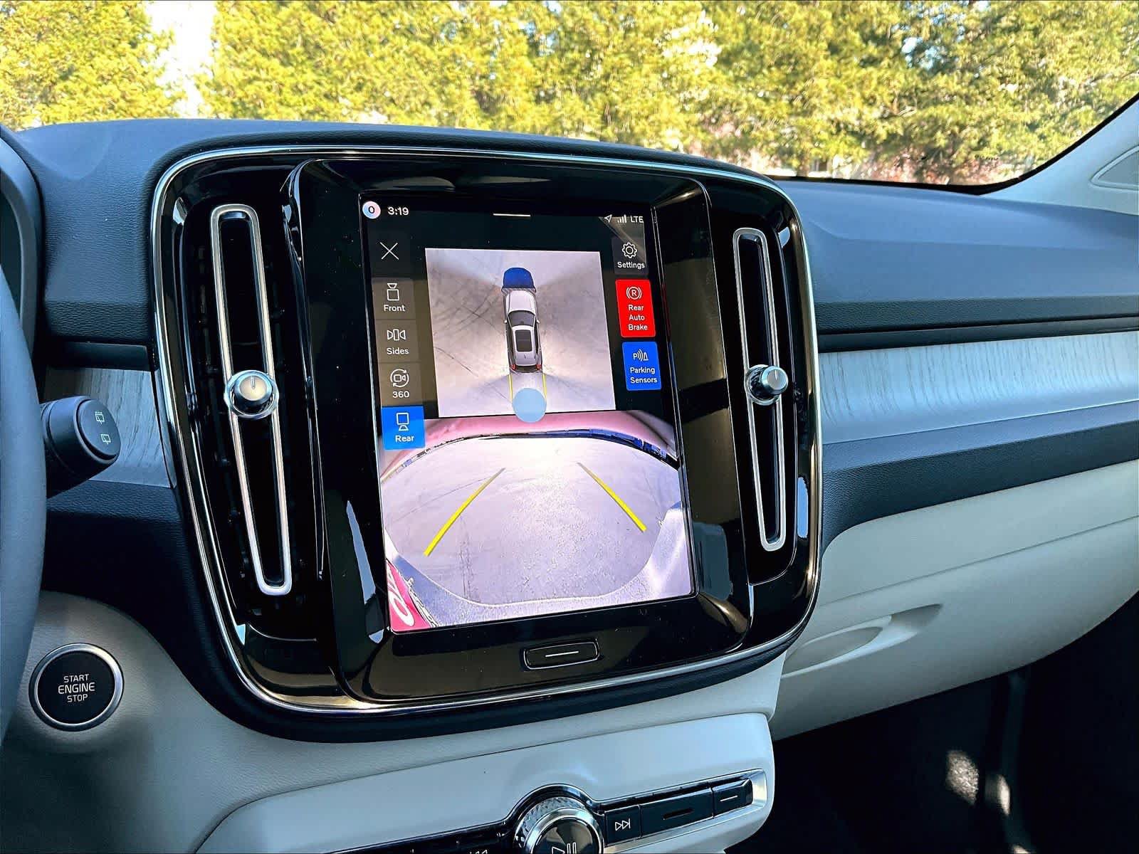 New 2026 Volvo XC40 B5 Plus w/ Protection Package Premier AWD/4WD image 20