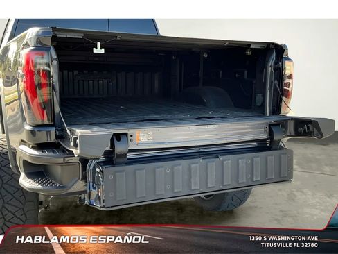 Used 2024 GMC Sierra 2500 AT4 w/ AT4 Premium Plus Package image 34