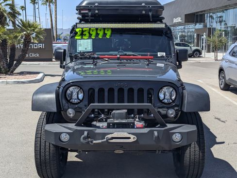 Used 2017 Jeep Wrangler Sport AWD/4WD image 7