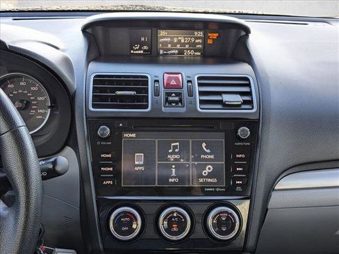 Used 2018 Subaru Forester 2.5i Premium w/ All-Weather Package image 12