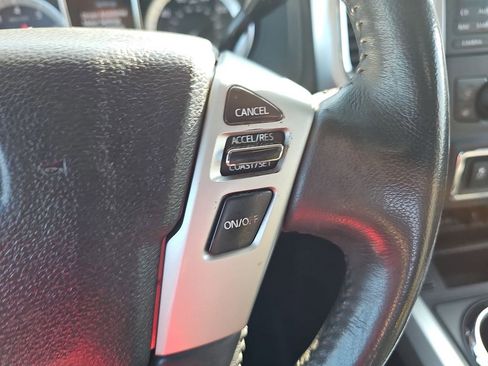 Used 2016 Nissan Titan SL image 20