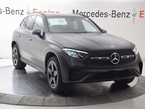 New 2026 Mercedes-Benz GLC 300 image 8