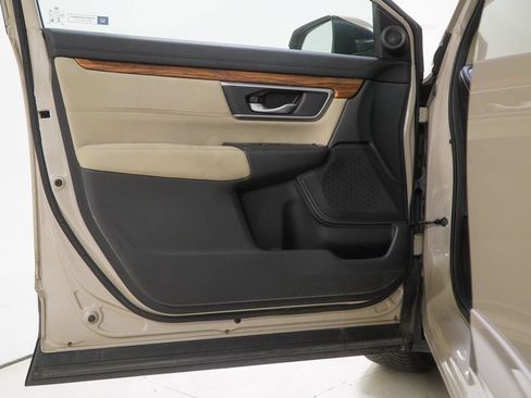 Used 2017 Honda CR-V EX image 17