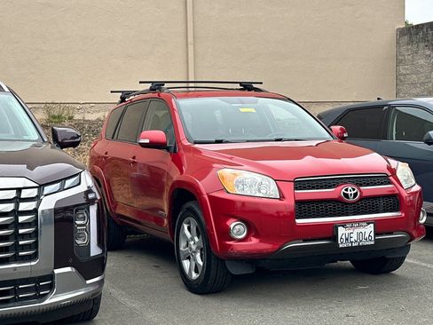Used 2012 Toyota RAV4 Limited AWD/4WD image 2