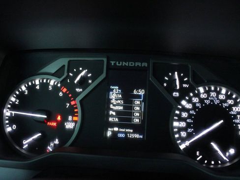 Used 2025 Toyota Tundra SR5 w/ TRD Off-Road Package AWD/4WD image 31