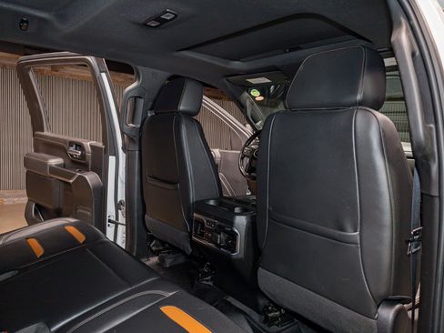 Used 2020 GMC Sierra 2500 AT4 w/ AT4 Premium Package image 23