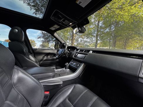 Used 2016 Land Rover Range Rover Sport HST image 15