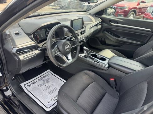 Used 2023 Nissan Altima 2.5 SV AWD/4WD image 33