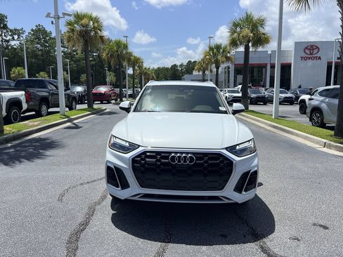 Used 2023 Audi Q5 2.0T Premium Plus AWD/4WD image 3