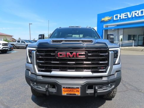 Certified 2026 GMC Sierra 2500 AT4X w/ AT4X AEV Edition AWD/4WD image 2