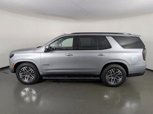 Used 2025 Chevrolet Tahoe Z71 image 5