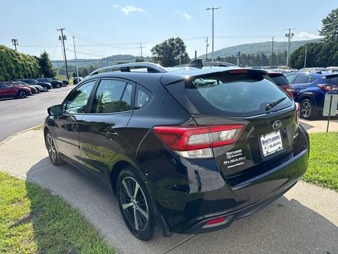Used 2022 Subaru Impreza 2.0i Premium AWD/4WD image 6