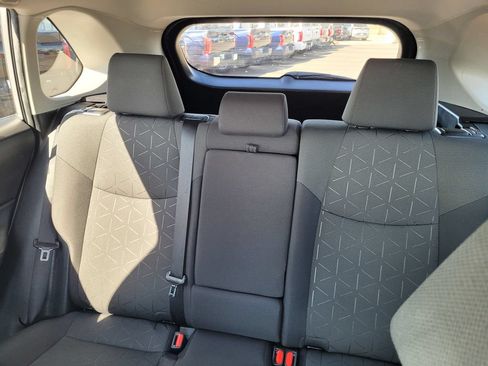 Used 2021 Toyota RAV4 XLE FWD image 11