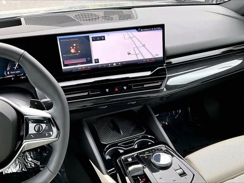 New 2024 BMW 530i 530i w/ Premium Package image 6