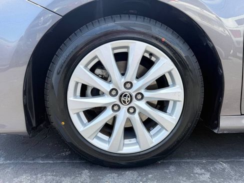 Used 2020 Toyota Camry LE FWD image 25