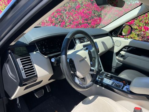 Used 2021 Land Rover Range Rover Westminster Edition image 7