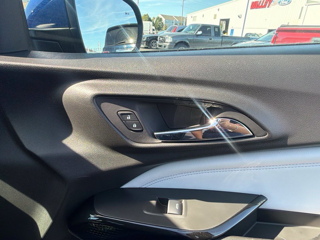 Used 2024 Chevrolet Trax LT w/ Driver Confidence Package FWD image 41