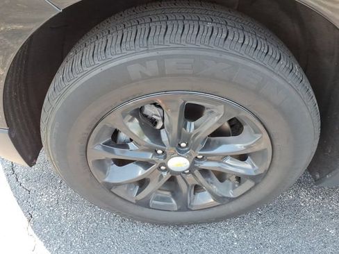 Used 2020 Chevrolet Equinox LT AWD/4WD image 13