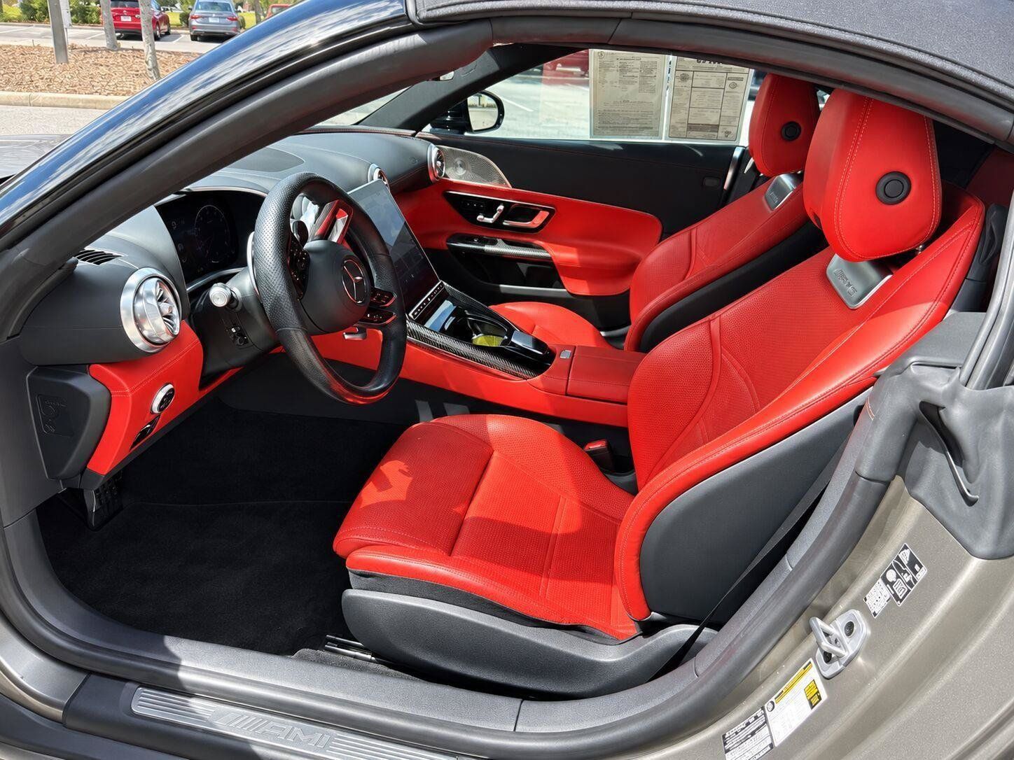 Used 2022 Mercedes-Benz SL 55 AMG 4MATIC image 4