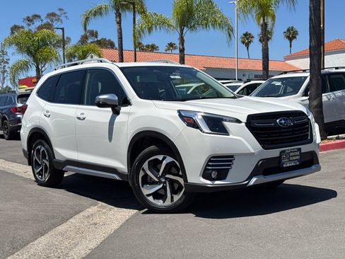 Certified 2023 Subaru Forester Touring AWD/4WD image 2
