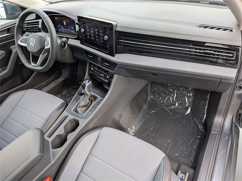 New 2026 Volkswagen Jetta SE image 31