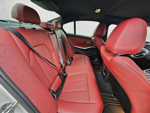 Used 2024 BMW 330i Sedan w/ Premium Package image 13