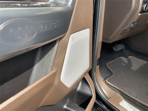 Used 2025 Ford F350 King Ranch w/ FX4 Off-Road Package image 22