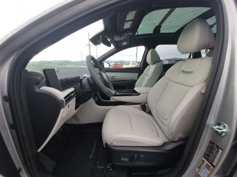 New 2026 Hyundai Tucson Limited image 9