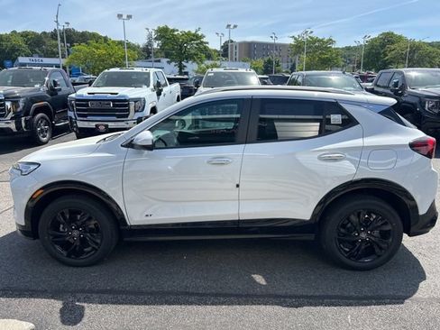 New 2026 Buick Encore GX Sport Touring w/ Comfort Package AWD/4WD image 6