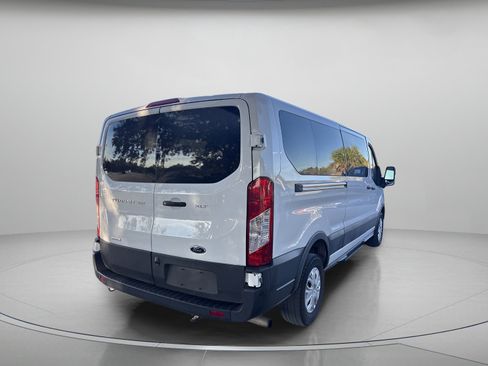 Used 2023 Ford Transit 350 XLT image 3