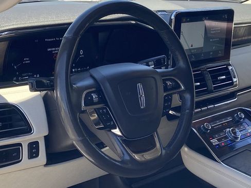 Used 2019 Lincoln Navigator L Reserve AWD/4WD image 24