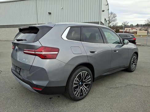 New 2026 BMW X3 xDrive30 w/ Premium Package image 7